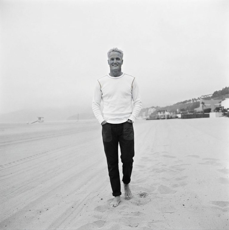 Black and white portrait on a foggy beach